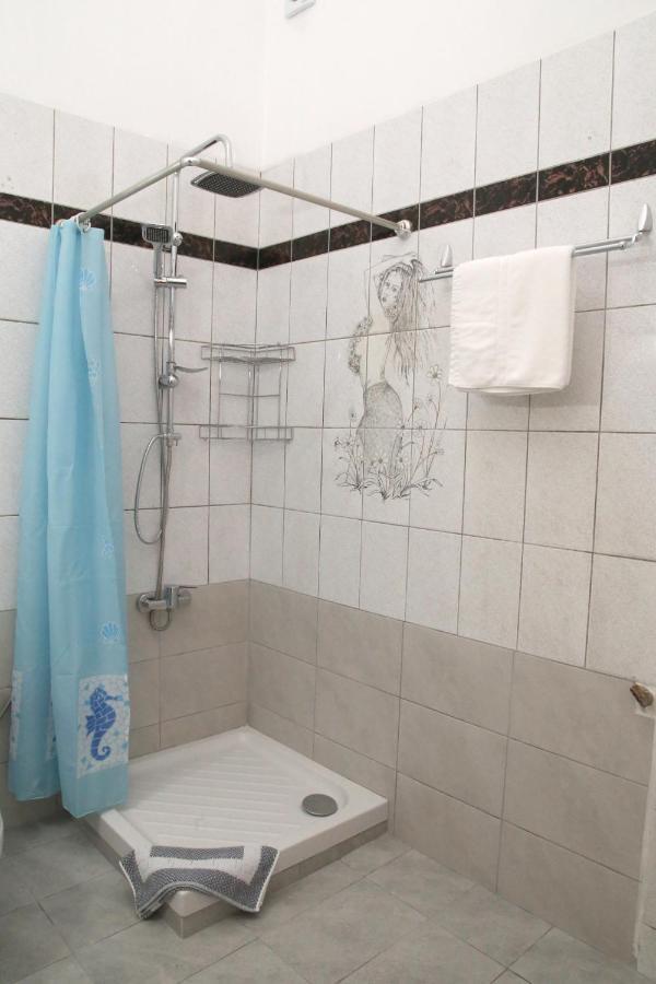 Lampias Apartments Keramotí Esterno foto