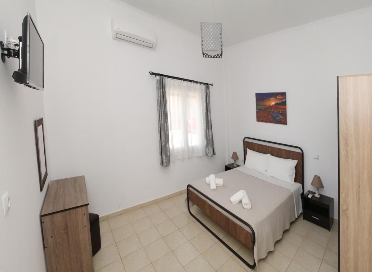 Lampias Apartments Keramotí Esterno foto